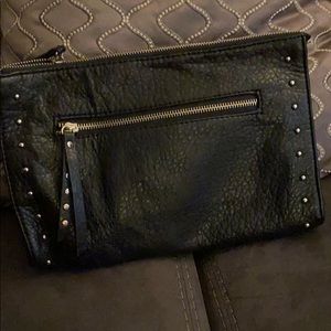Black clutch